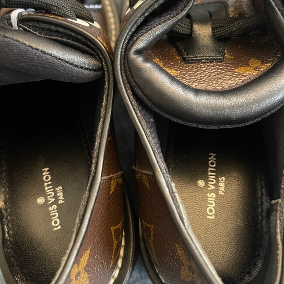 𝐋𝐕 𝐦𝐨𝐧𝐨𝐠𝐫𝐚𝐦 𝐰𝐨𝐦𝐞𝐧𝐬 𝐬𝐡𝐨𝐞𝐬 - Picture 8 of 11